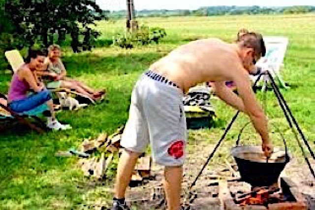 Nyugi Tanya Szentes-Magyartés, közvetlen vízpart, stég és csónak - Kép 4