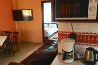 Szántódon Marika apartman úszómedencével saját parkolóval kiadó - Kép 3