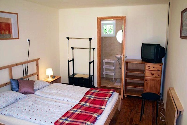 Siófok Aranyparton Petőfi sétány mögötti 2 utcában apartmanok kiadók - Kép 3