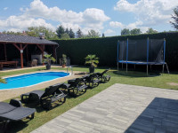 Balatonbogláron apartmanok kiadók, ingyenes medence használattal - Kép 2