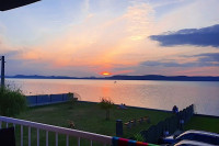 Balatonlellén közvetlen vízparti apartmanok kiadók