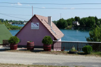 Kiadó kényelmes 1-4 fős vízparti horgászházak Gyékényesen