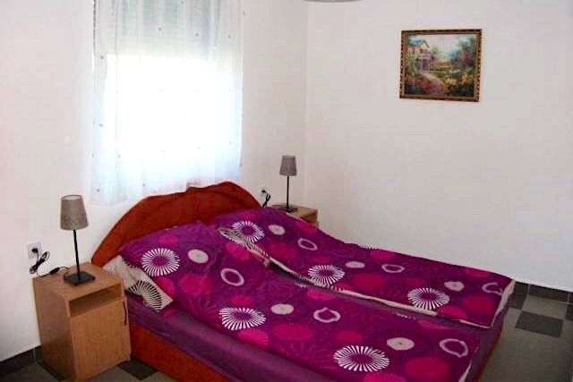 Balatonbogláron apartmanok kiadók, ingyenes medence használattal - Kép 3