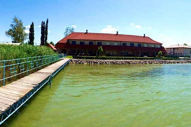 Hársas Apartmanház Balatonboglár