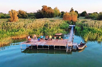 Bojlis horgászat a Balatonon, nagy stég, sátorhelyek, kényelmes apartmanok - Kép 3