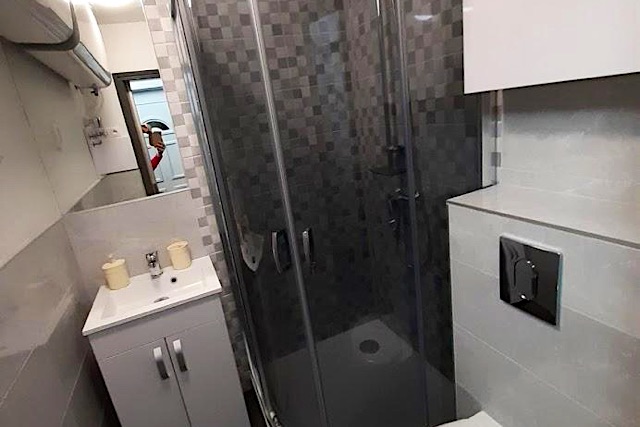 Balatonparti gyermekbarát apartman kiadó Balatonfenyvesen - Kép 3