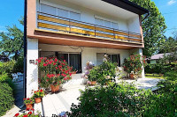 Siófokon a Balatontól 100m-re apartman kiadó