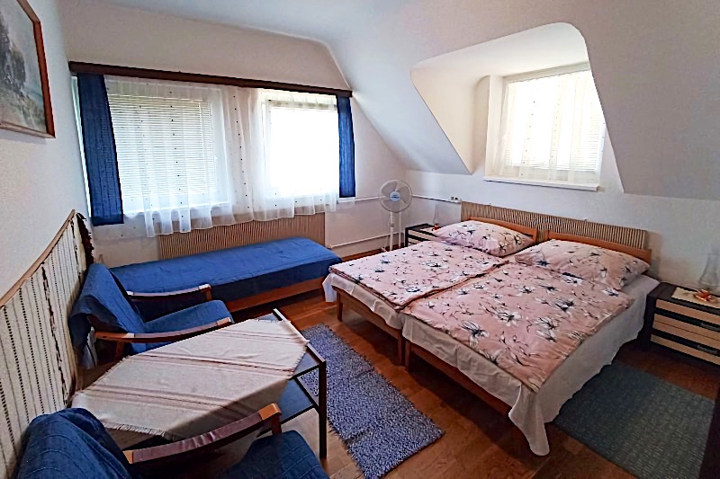 2 szobás, 4-5 személyes strand közeli apartman Zamárdiban - Kép 3