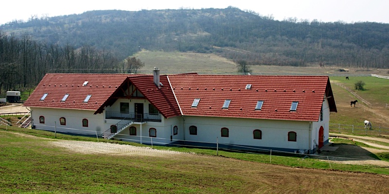 Prosper Lovasklub Panzió Piliscsév