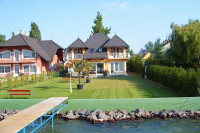 Közvetlen vízparti apartman Balatonlellén 6+2 fő részére