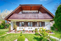 Balatonlellén apartman kiadó 6 fő részére az élményfürdős strand 400m