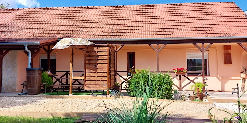 Galiba Vendégház Jenő