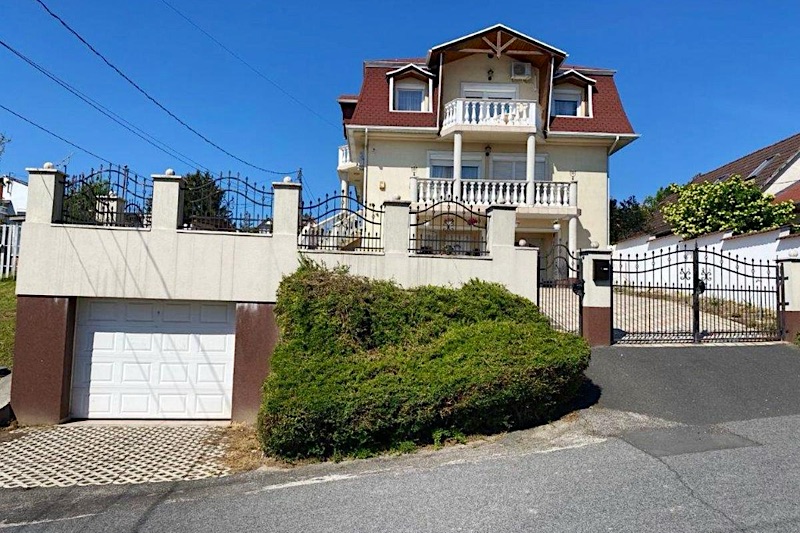 Zalakaroson csendes, panorámás környezetben apartman kiadó
