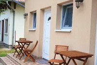 Balatonszemesen központjában kiadó apartmanok