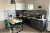 Liliom Apartman Békéscsaba, modern, belvárosi komfortos szálláshely