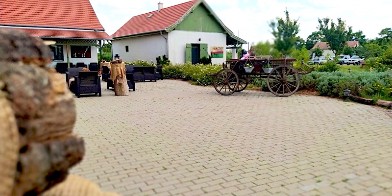 Tomaj Vendégház Tomajmonostora