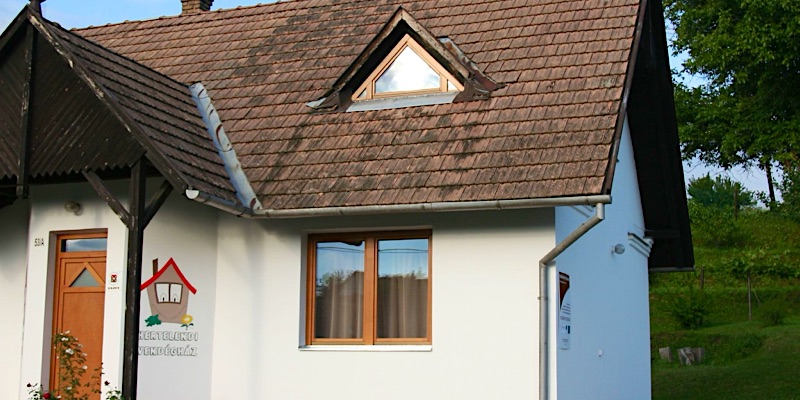 Sirály Apartmanház Kunfehértó