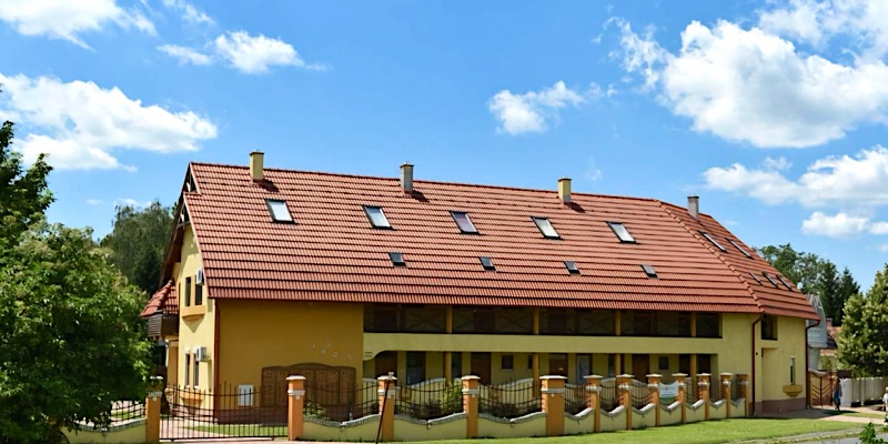Aranyparti Apartman - Szabadifürdő Siófok