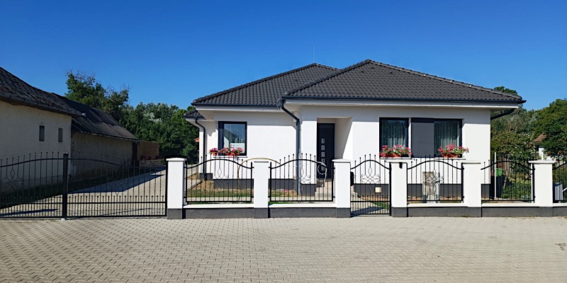Holdfény Apartman Makó