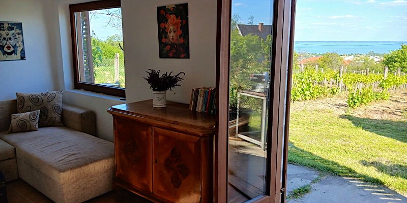 NyugtatLak Vendégház Balatonalmádi