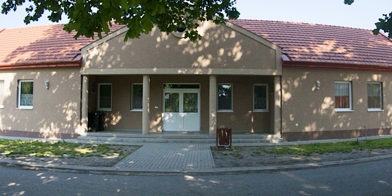 Sulyom Ifjúsági Szálló Géberjén