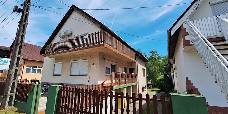 Huszics Rózsa ház Balatonlelle