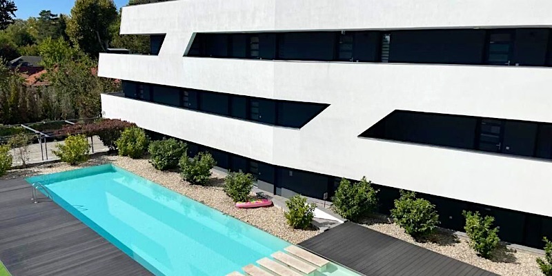 Lake and Pool Apartman Balatonszemes