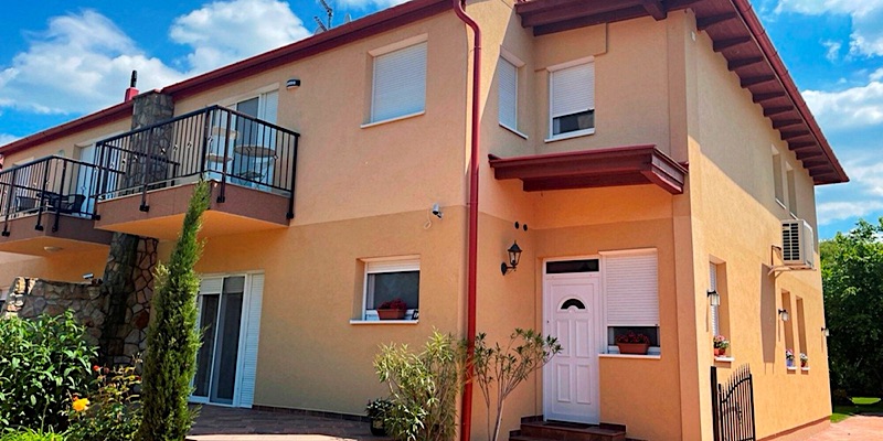 Csokonai Jobb Nagy Apartman Zamárdi