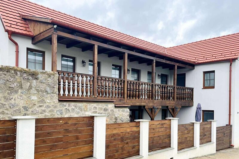 Lator-Hans Apartmanház Villány