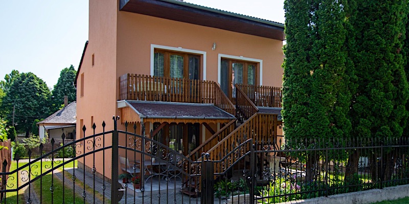 Akácfa 13 Apartmanház Zalakaros