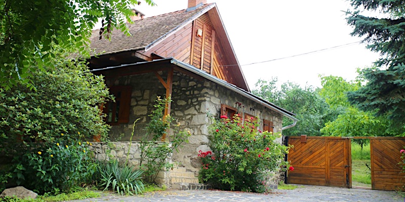 Tanya Üdülőház Garáb