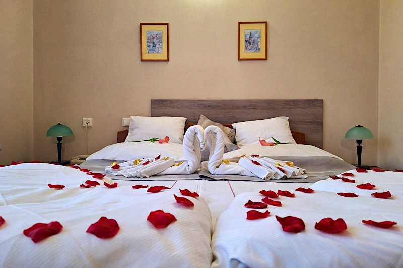 Hotel Unicornis Eger