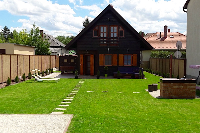 Velence Korzó Pihenőház Kápolnásnyék