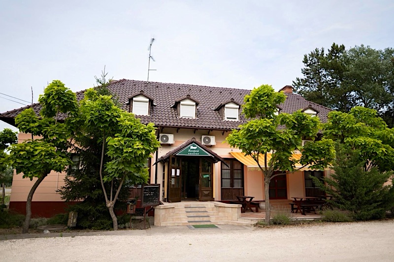 Fenyves Fogadó Ásotthalom